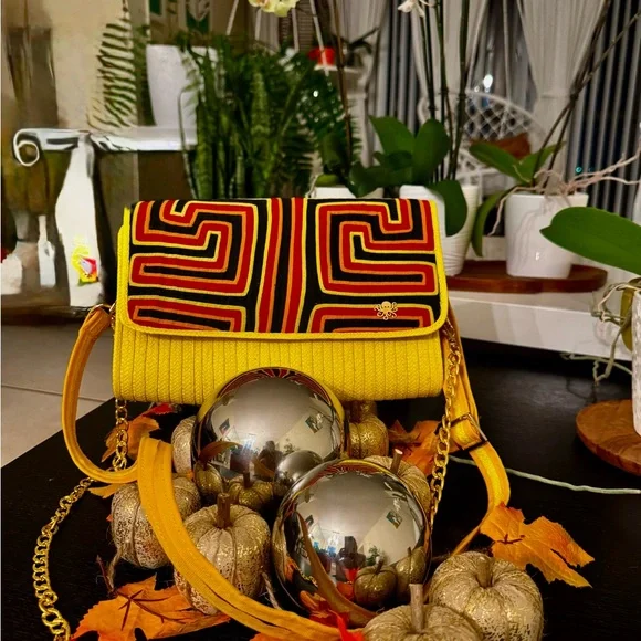 Octopus by Di clutch and crossbody bag - Picture 2 of 13